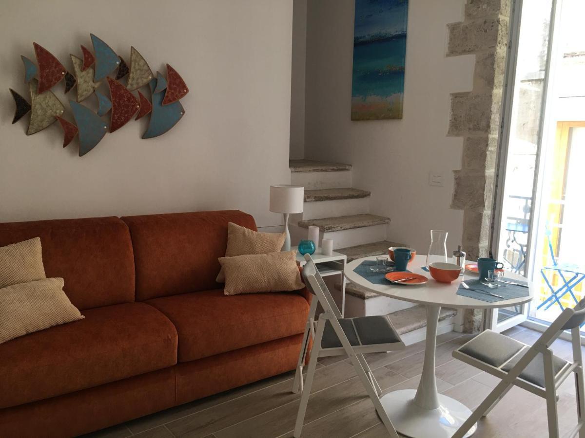 La Terrazza Sul Mare - Dimora Di Charme Appartement Giovinazzo Buitenkant foto